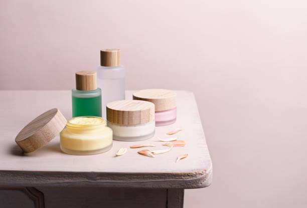 Coleta de cosméticos vencidos em farmácias