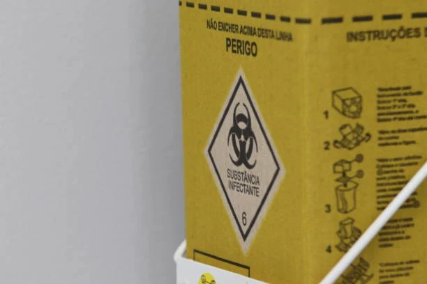 Coleta de resíduos hospitalares no Rio de Janeiro